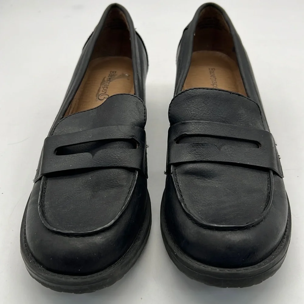BareTraps Black Leather Heeled Loafers size 7.5
